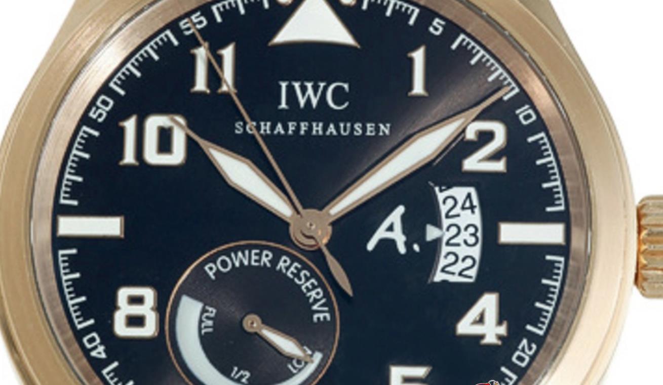 万国手表表带如何清洗-亨得利技师为您讲解